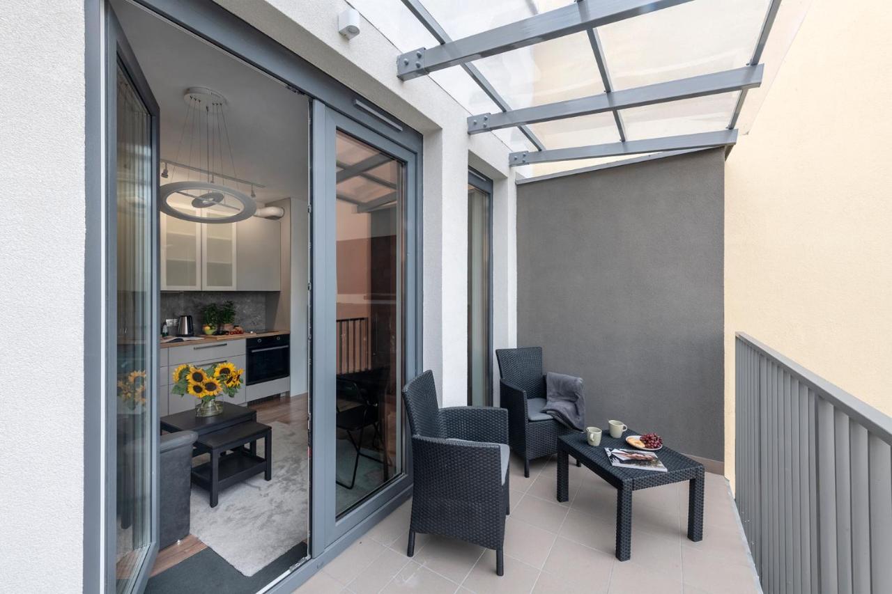Shortstaypoland Pustelnicka Varşovia Exterior foto